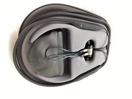 in ear porsche motion one