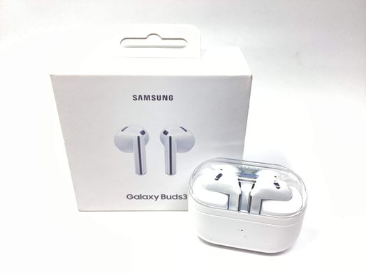 in ear samsung galaxy buds 3