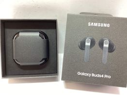in ear samsung galaxy buds 4 pro
