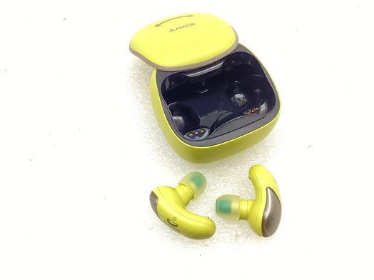 in ear sony wf-sp700n