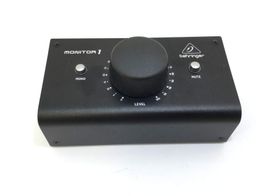 interface behringer monitor 1