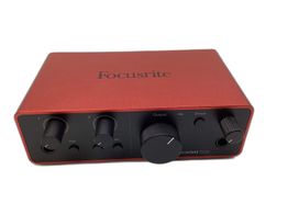 interface focusrite scarlett 2i2 (4&ordf; generaci&oacute;n)