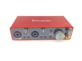 placa de som focusrite scarlett 2i2
