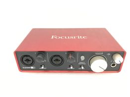 placa de som focusrite scarlett 2i2
