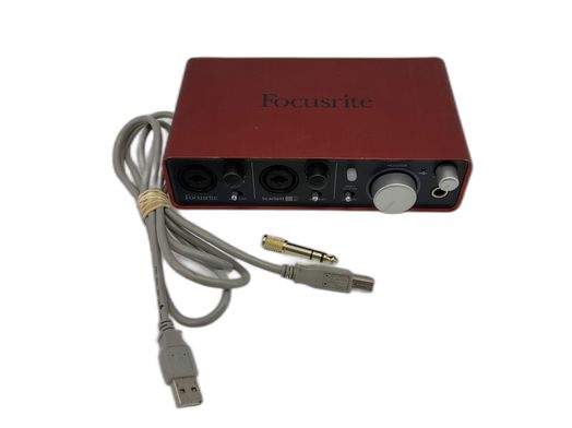 placa de som focusrite scarlett 2i2