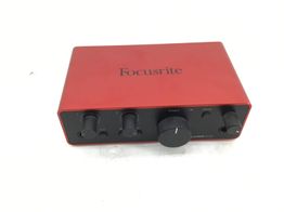 interface focusrite scarlett solo 4gen