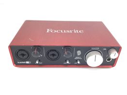 interface focusrite scarlett2i2