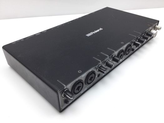 interface roland rubix44