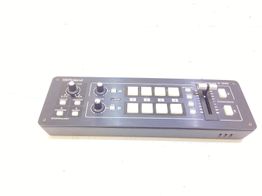 interface roland v-1hd