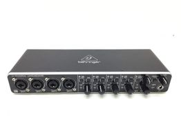 interface u-phoria umc404hd