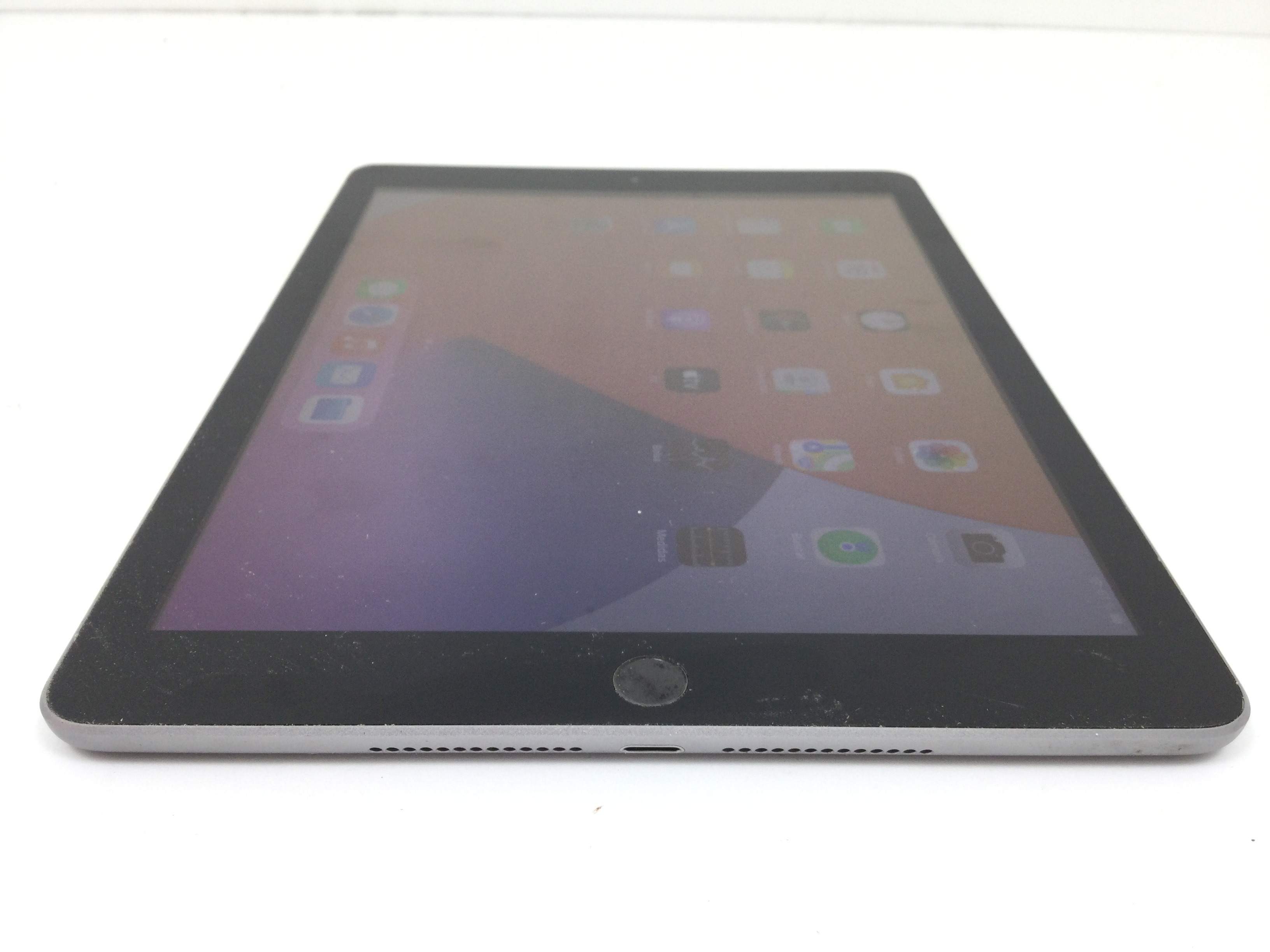 Tablet Apple Ipad (6 gen) (wi-fi) (a1893) 32gb de segunda mano