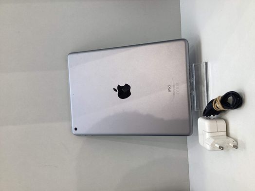 ipad apple ipad (6 gen) (wi-fi) (a1893) 32gb