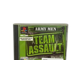 army men team assault