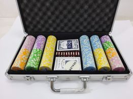 juegos de mesa texas hold'em deluxe poker chip set