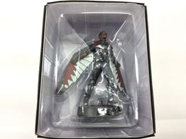 juguete cine y tv marvel falcon