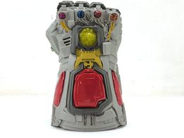 juguete cine y tv marvel guantelete thanos