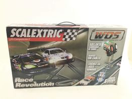 kit pista y coches slot scalextric wos race revolution