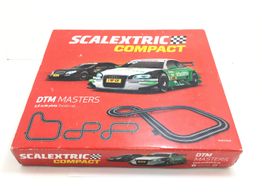 kit pista y coches slot scalextric dtm master