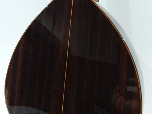 laud alhambra model 4p
