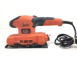 lijadora orbital black and decker bew220
