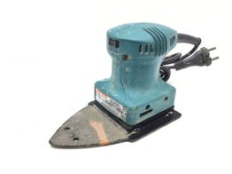 lijadora orbital makita b04561