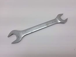 llave fija o combinada irimo