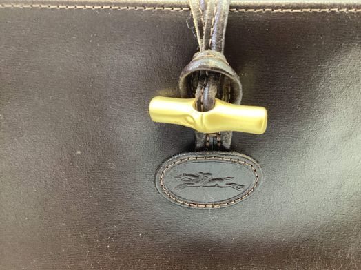 mala al&ccedil;a curta longchamp