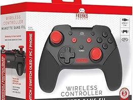 mando pro controller freaks and geeks black and red