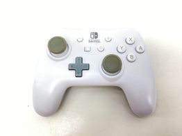 mando pro controller powera white
