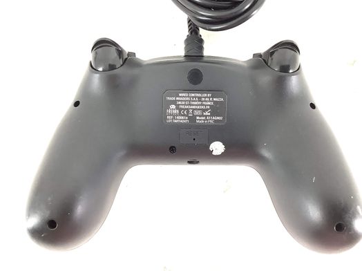 mando ps4 freaks and geeks compatible con cable