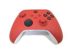 mando xbox series microsoft pulse red