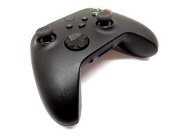 mando xbox series microsoft qat-00002 carbon black