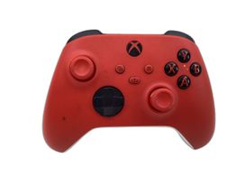 mando xbox series microsoft qau-00012 pulse red