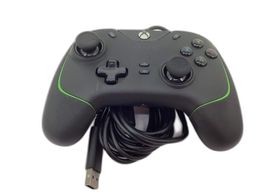 mando xbox series razer wolverine v2