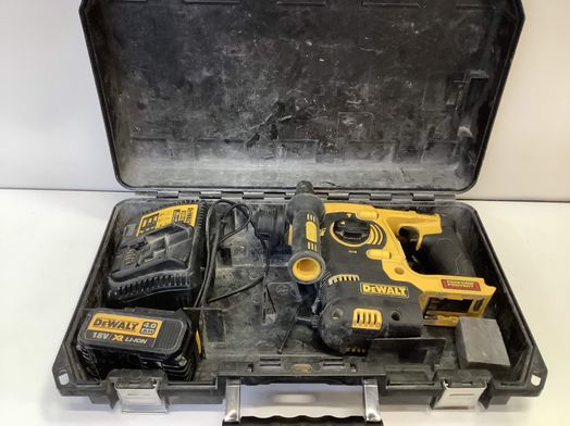 martillo a bateria dewalt d25305k