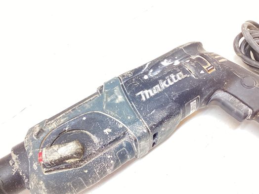 martillo electrico makita hr2470bx40