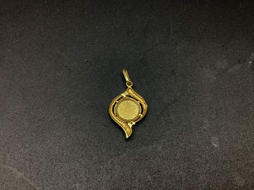 medalla oro 18k con circonita 