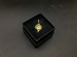 medalla oro 18k con circonita 