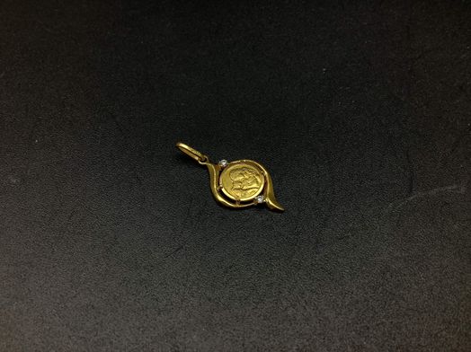 medalla oro 18k con circonita 