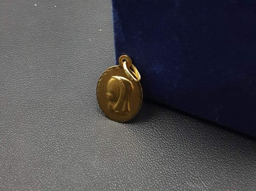 medalla oro 18k 