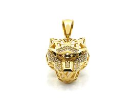 medallon oro 18k con circonita 