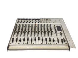 mesa directo behringer mx2004a