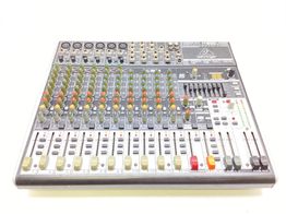 controller behringer xenyx x1832