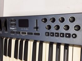 mesa dj m-audio oxygen 25
