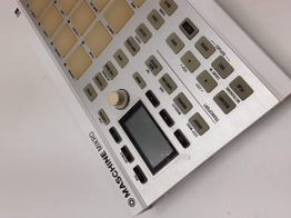 mesa dj native instruments maschine mikro