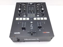 mesa dj numark scratch