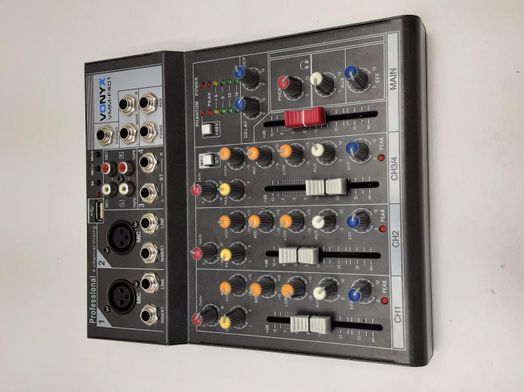 mesa dj vonyx vmm-f401