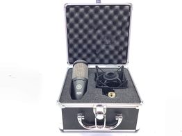 Microfono Akg p220