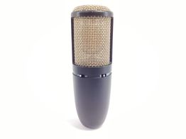 microfone vocalista akg p420