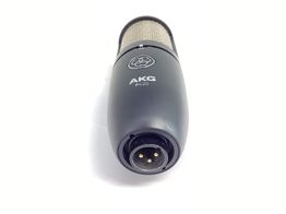 microfone vocalista akg p420